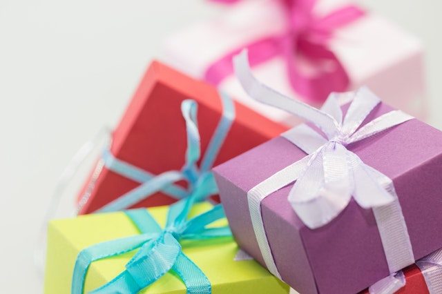 Top 10 cadouri personalizate pentru persoana draga
