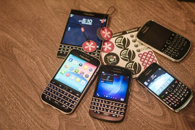 Telefoanele BlackBerry clasice nu vor mai funcționa începând de astăzi