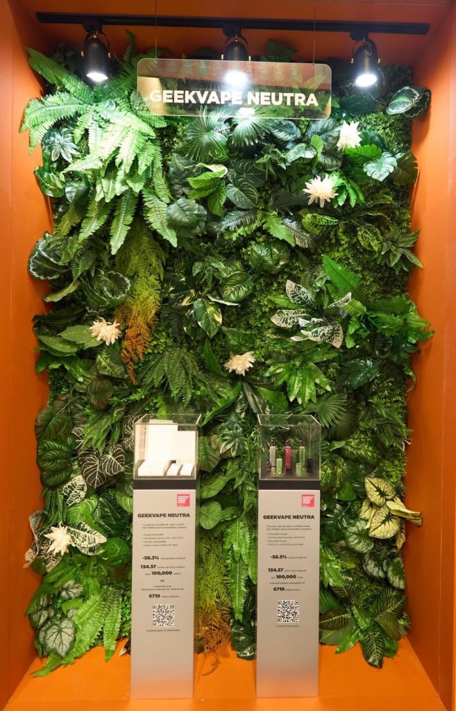 GEEKVAPE prezintă conceptul „GEEK STORE” la Vapexpo Paris, oferind partenerilor o perspectivă asupra viitorului retailului image